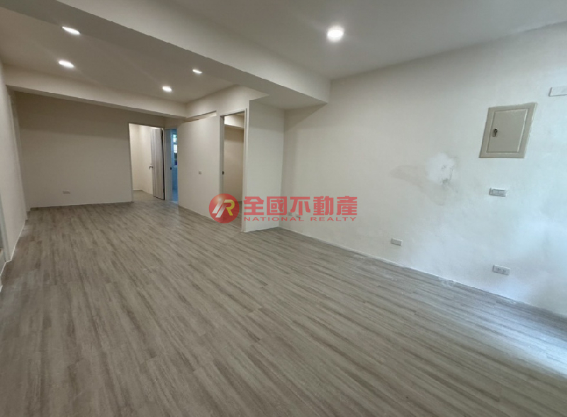 桃園龍安商圈整新美寓4房~衣食住行都方便