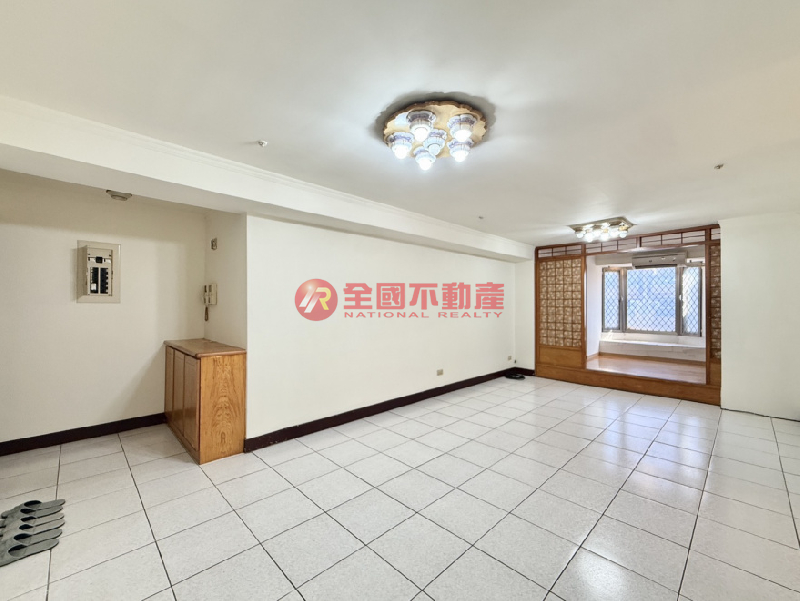 民安西路高樓層四房