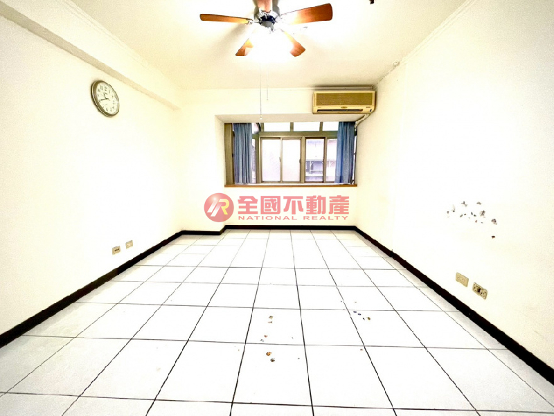 三重雙捷運鳳都高樓三房車位